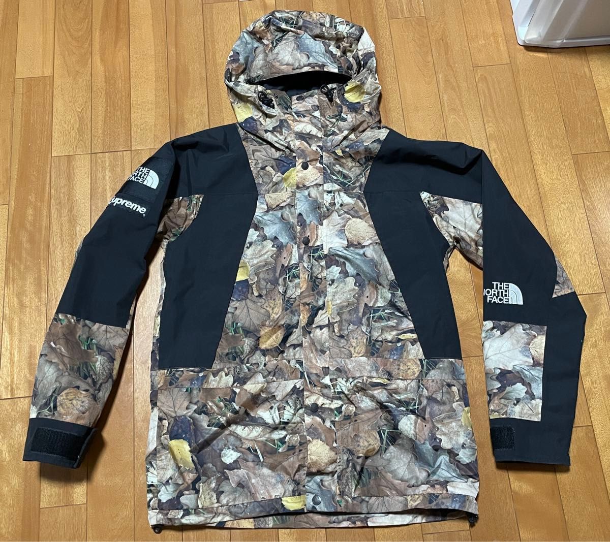 Supreme ノースフェイス マウンテンライトジャケット The North Supreme ノースフェイス マウンテンライトジャケット The North
