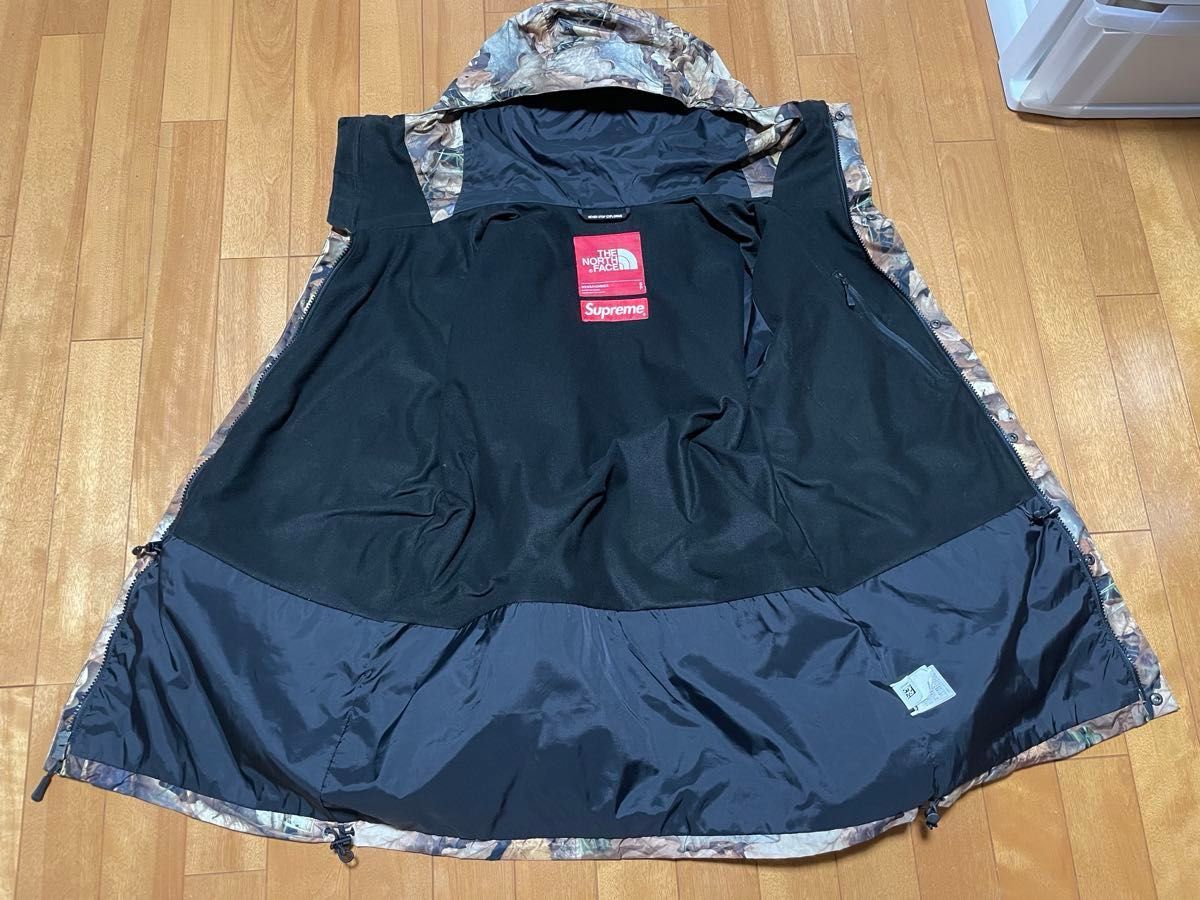 Supreme ノースフェイス マウンテンライトジャケット The North Supreme ノースフェイス マウンテンライトジャケット The North