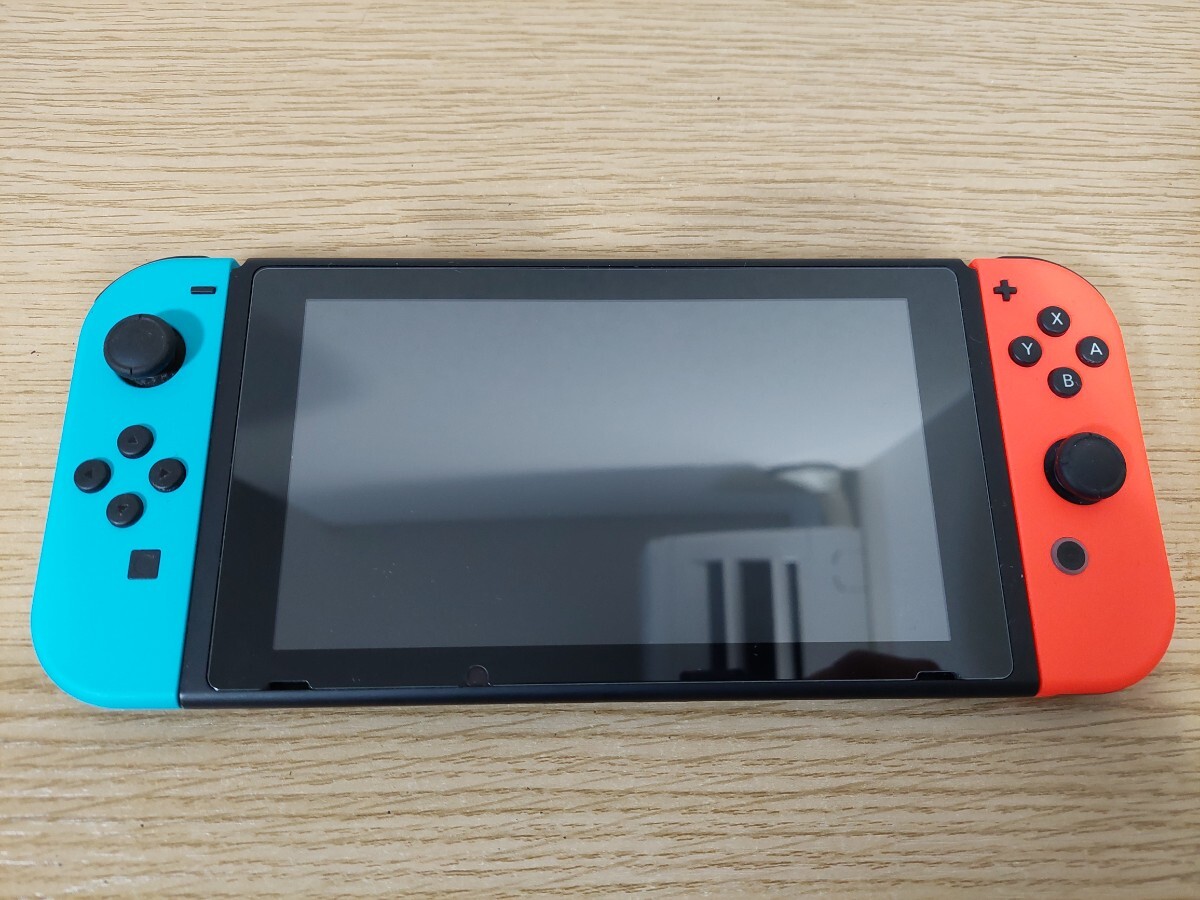 Nintendo Switch　任天堂　ニンテンドースイッチ本体_画像2
