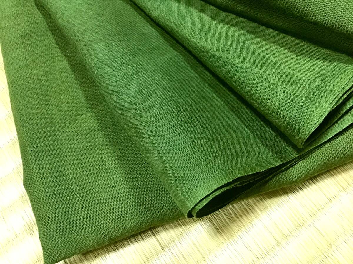 古布1100　木綿　無地　褪せた緑色　広巾103ｃｍ　長さ215ｃｍ×２枚　キルト　パッチワーク　リメイク材料_画像9