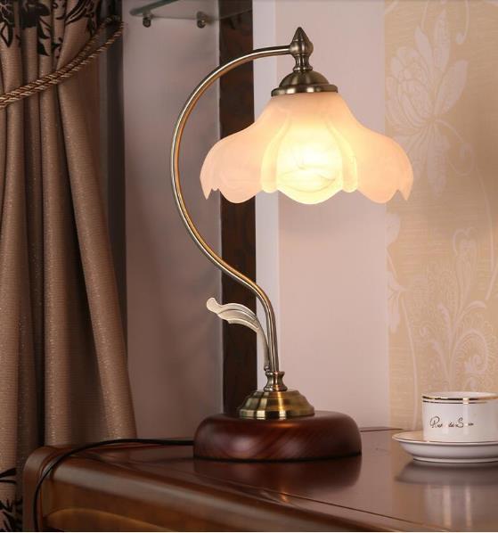  new arrival * stain do lamp electric stand table light floral print retro atmosphere . stylish Vintage Tiffany technique desk light 