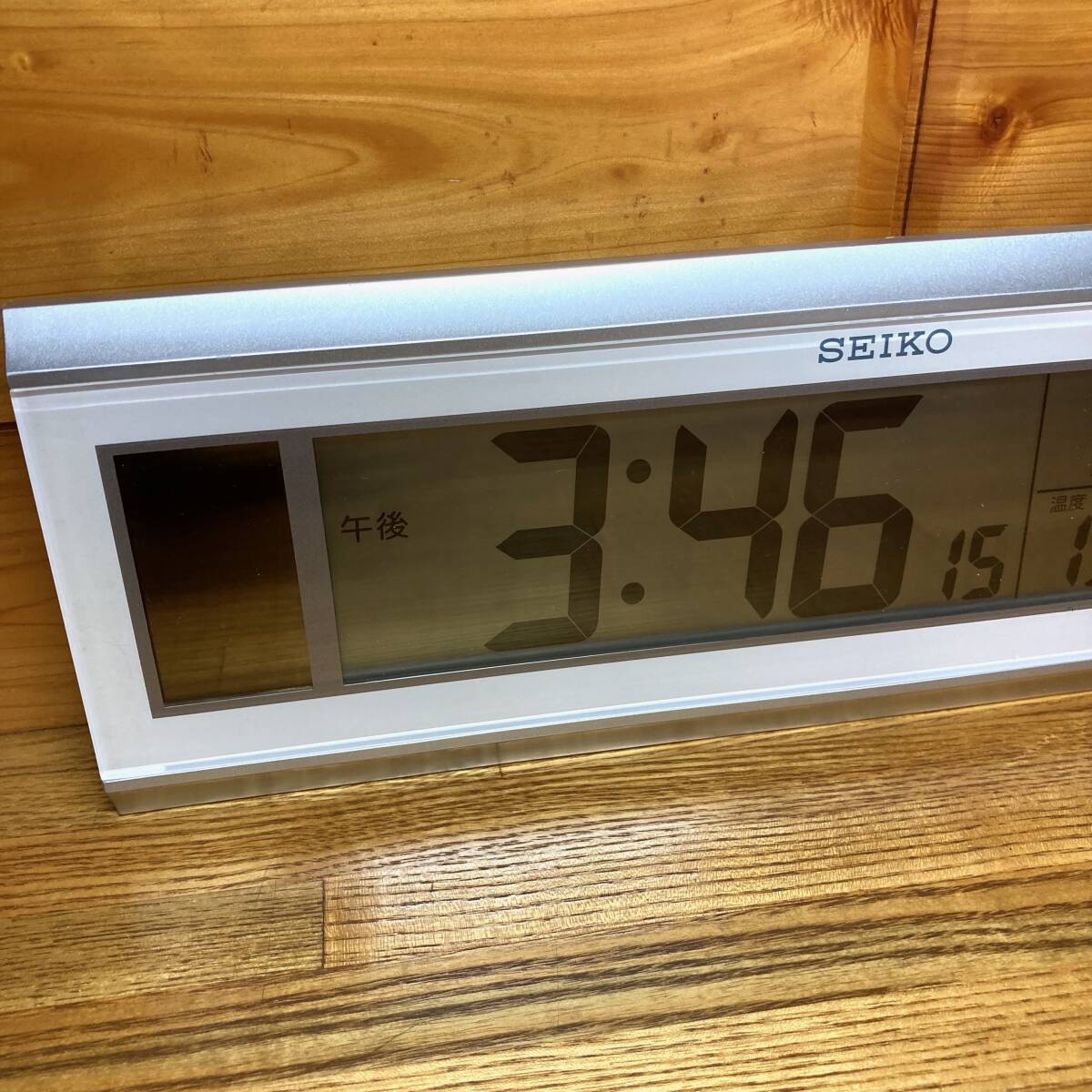 即決 送料無料 SEIKO デジタル電波時計 横長 SQ420S ソーラー 即決 送料無料 SEIKO デジタル電波時計 横長 SQ420S ソーラー