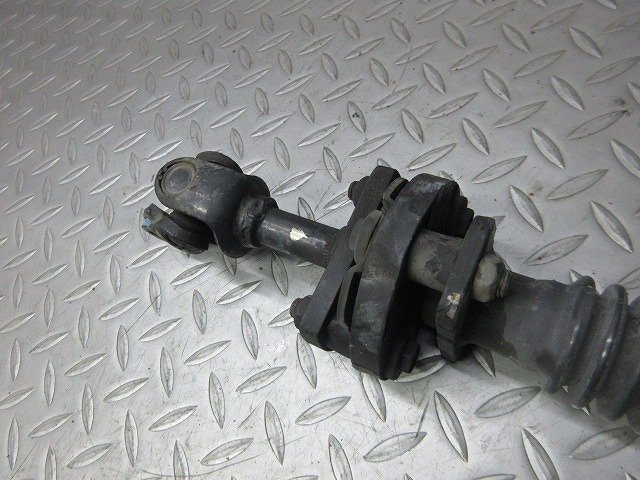 24* Wizard UES25FW* steering gear rod / shaft *091