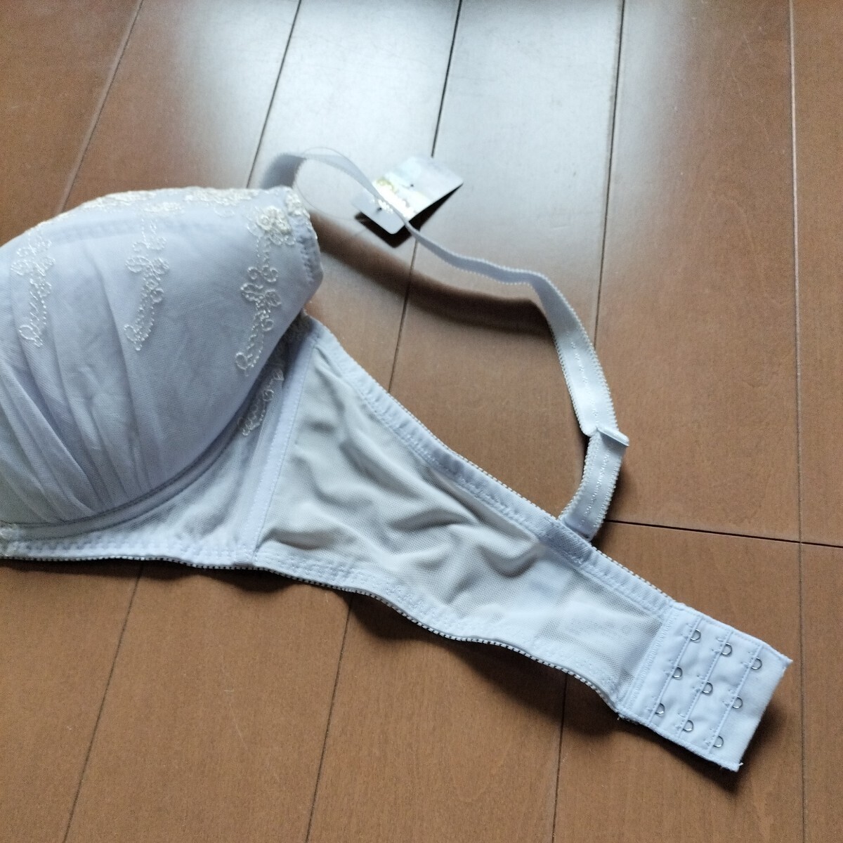 Hカップ　100　ブラジャー単品 　タグ付　グラマー　爆乳　セール　同梱不可。パッド付き　水色_画像5