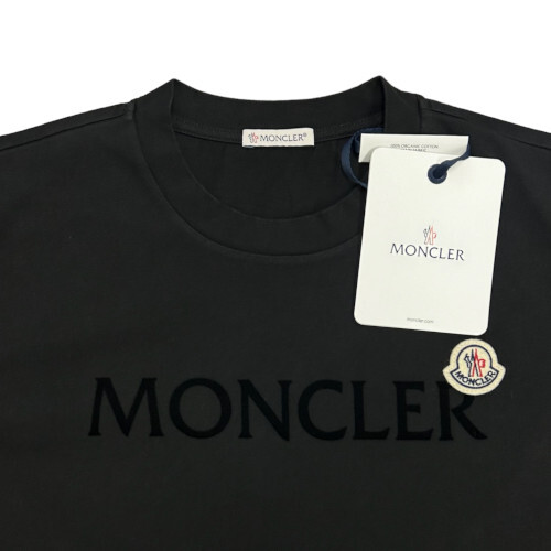 新品 Lサイズ MONCLER フロック ロゴプリント ロゴパッチ Tシャツ ブラック モンクレール_画像2