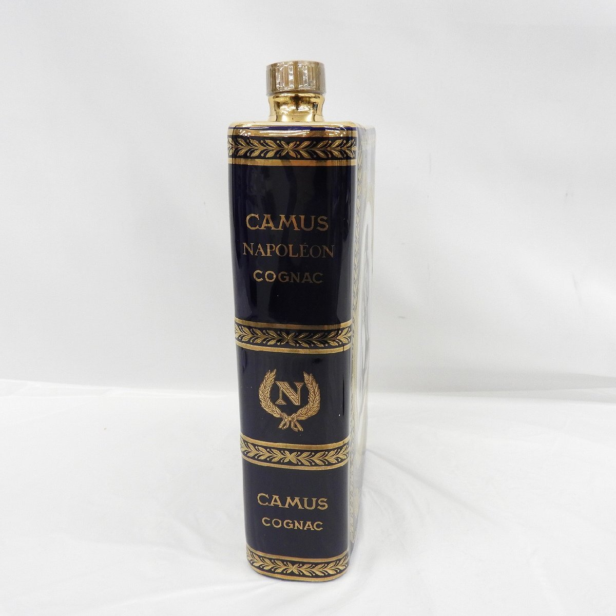 【未開栓】CAMUS カミュ ナポレオン ブック 青 陶器ボトル ブランデー 700ml 40％ 1133g 替え栓付き 11518388 0326_画像4