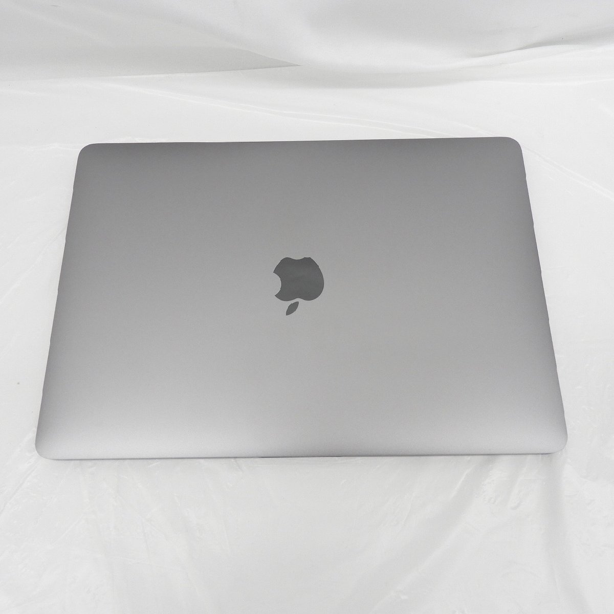 【美品】Apple MacBook Pro 2022 13インチ Z16R0004R A2338 タッチバー搭載 M2/8GB/SSD256GB ※キーボードハングル表記 11532377 0402_画像5