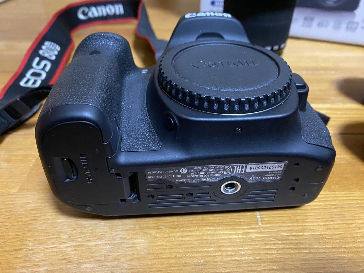 Canon EOS 80D 単焦点レンズ　フィルター他付き_画像5