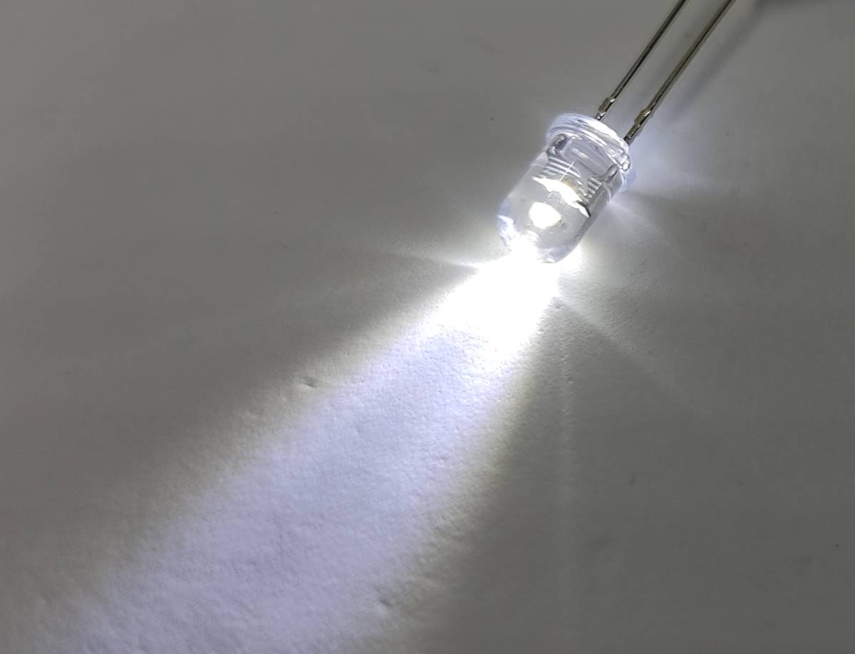 定電流素子内蔵 直接接続用 白 LED ５ｍｍ ５個セット 散光キャップ付 定電流ダイオード ５ｍｍＬＥＤ １２Ｖ 白色 5.5Ｖから20Ｖの画像2