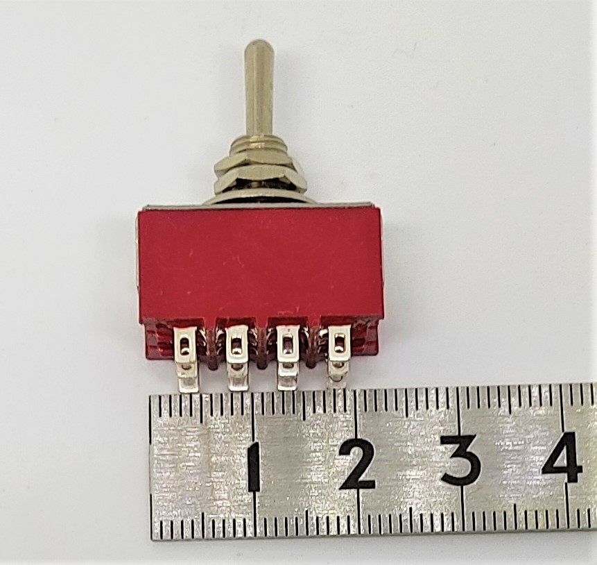 トグルスイッチ（１２Ｐトグルスイッチ）　４回路２接点　ＯＮ－ＯＦＦ－ＯＮ　中点ＯＦＦ　パネル取付用 1個の価格 匿名送料込み