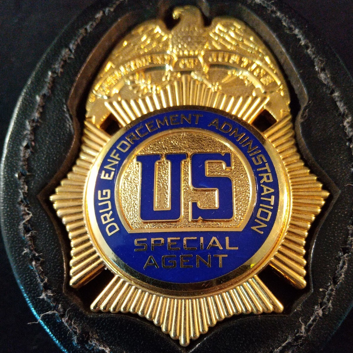 Yahoo!オークション - DEA 麻薬取締局 特別捜査官 ポリスバッジ Yahoo!オークション - DEA 麻薬取締局 特別捜査官 ポリスバッジ