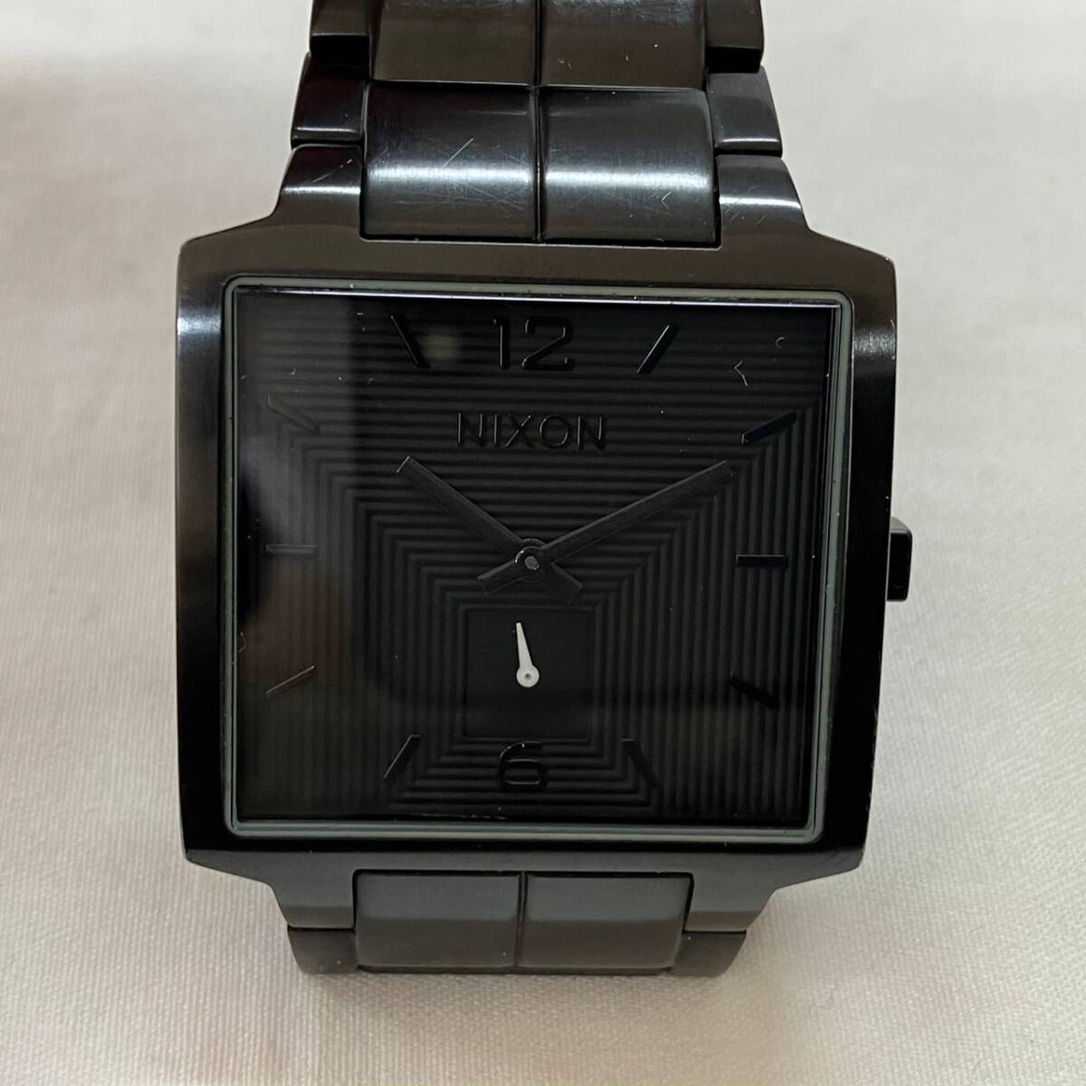 カイ 【ジャンク品】NIXON IN THE GAME ニクソン クォーツ ブラック メンズ腕時計の画像3
