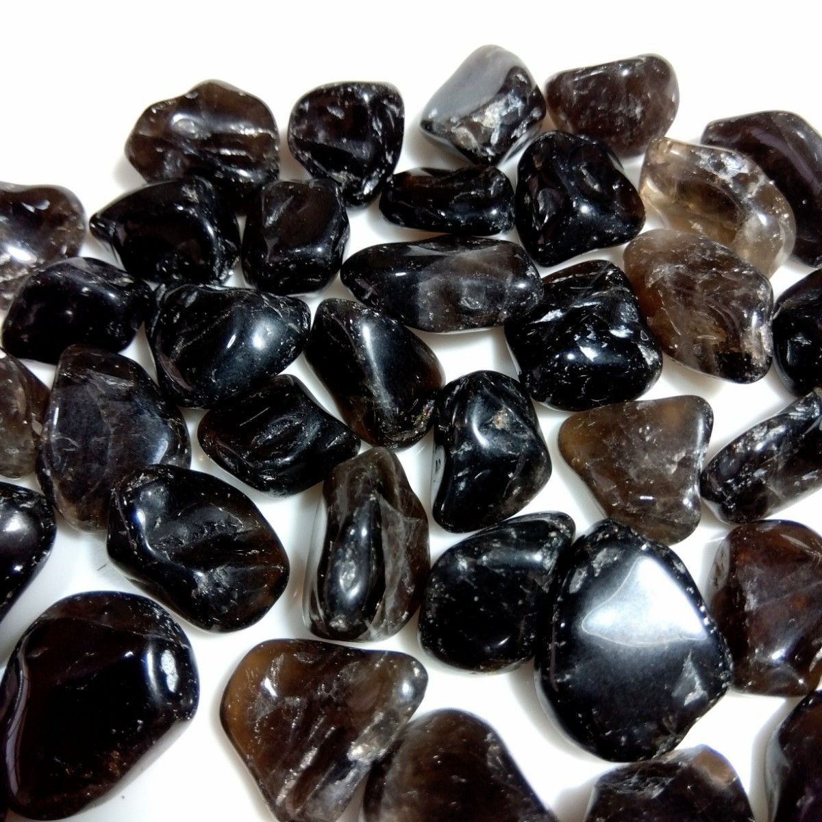 黒水晶　モリオン　スモーキークォーツ　大粒　さざれ　  2kg　天然石　水晶　さざれ石　細石　チップ　原石　鉱石