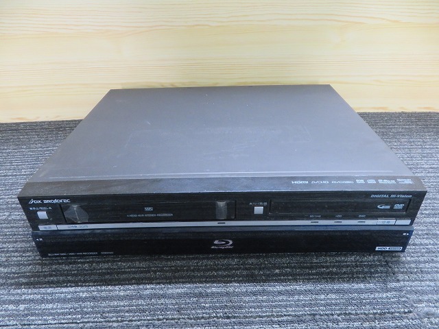 Y☆DX BROADTEC DXBW320　HDD搭載ビデオ一体型ブルーレイレコーダー　10年製　B-CAS付 ◎BD動作OK_画像2