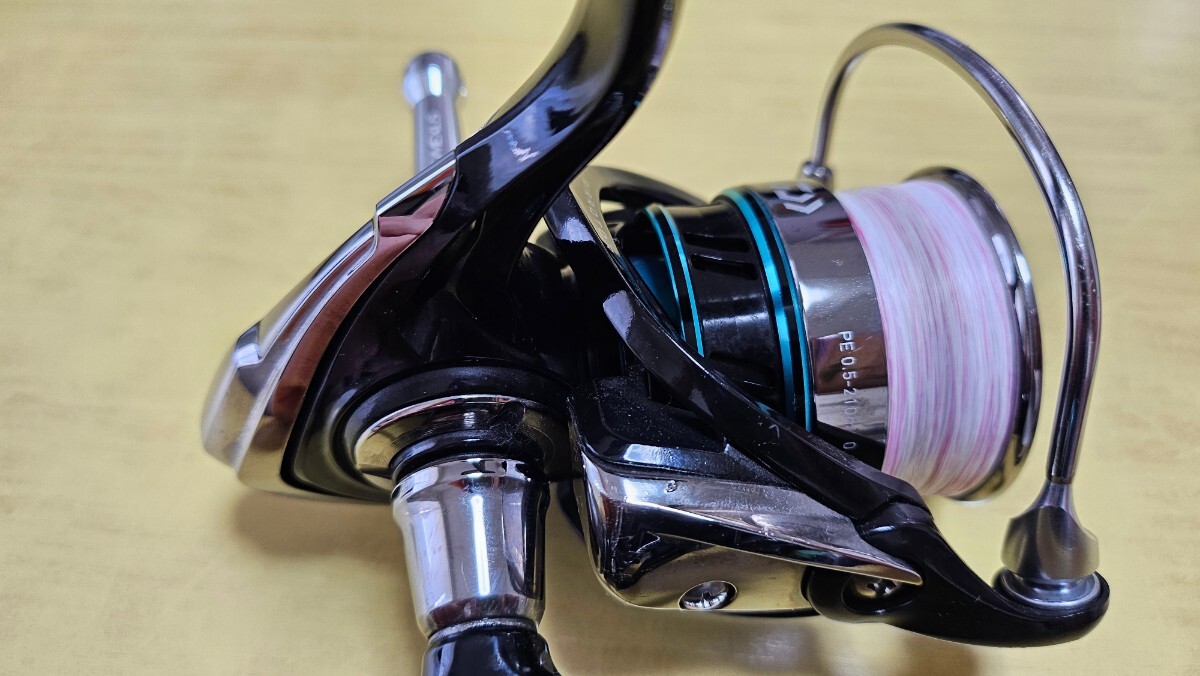 [中古] ダイワ DAIWA エメラルダス　2508PE-H-DH スピニングリール　エギング_画像9