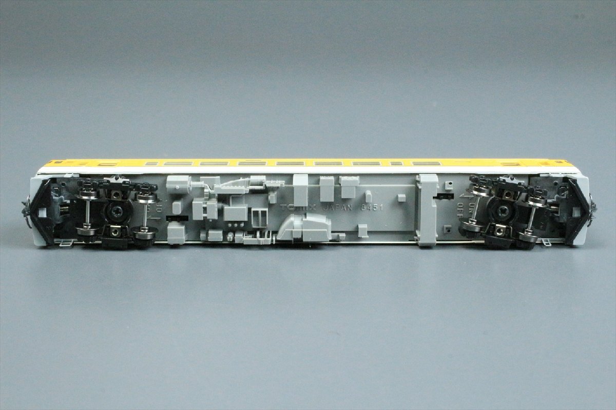 トミックス TOMIX 8452 JR ディーゼルカー キハ40 2000形 (JR西日本更新車・広島色) Nゲージ 電車模型 鉄道模型 ケース付 3062bz_画像9