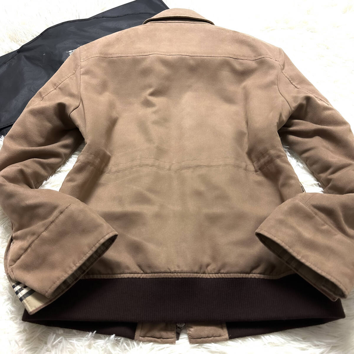 絶版極美品BURBERRY BLACKLABELM-65ミリタリージャケットL~Mノバチェック柄スウェードロゴ刻印レザー釦ブラレバーバリーブラックレーベル_画像6