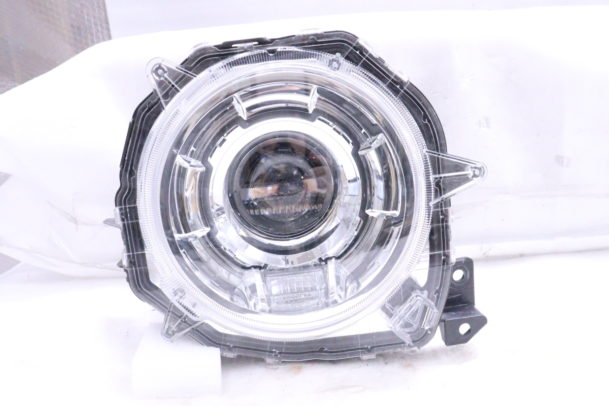 43-1685★LED JB64W ジムニー★右ヘッドライト KOITO 100-5938G 打刻:3R ASSY メッキ 純正★スズキ (DM)_画像1