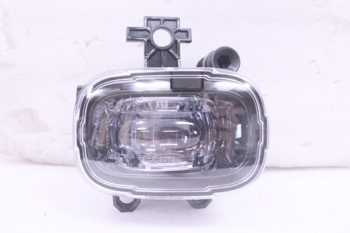 37-979★値下 美品★LED P15 キックス★右フォグランプ HELLA 26150 4122 ASSY 純正★日産 (QT)_画像1