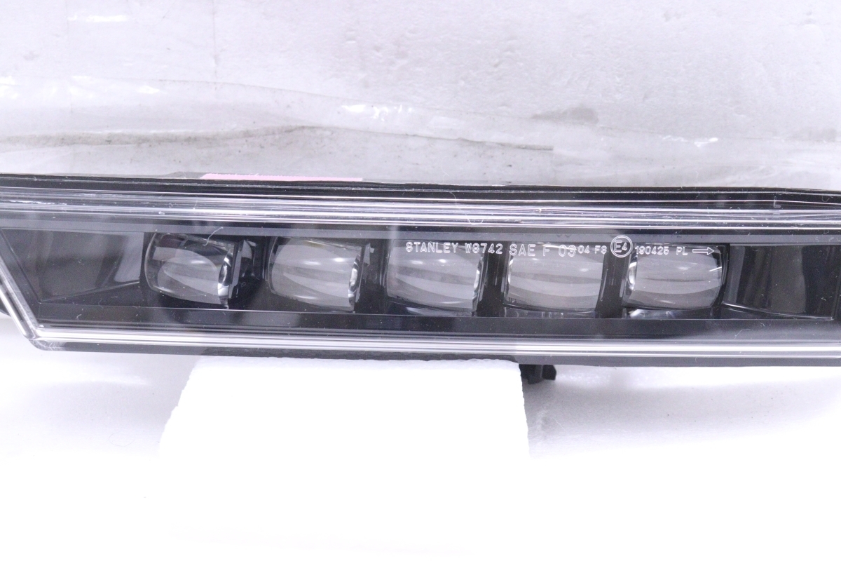 43-1999★美品★後期 LED RP3 ステップワゴンスパーダ★左フォグランプ STANLEY W3742 RP4 RP5 ASSY 純正★ホンダ (DM)_画像2