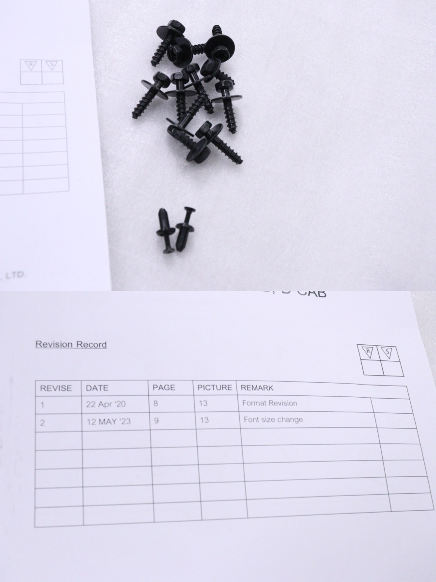 43-119★未使用品★純正OP★後期 GUN125 ハイラックス オーバーフェンダーセット 欠品有 PC403-0K014 純正オプション★トヨタ (KK)_画像9