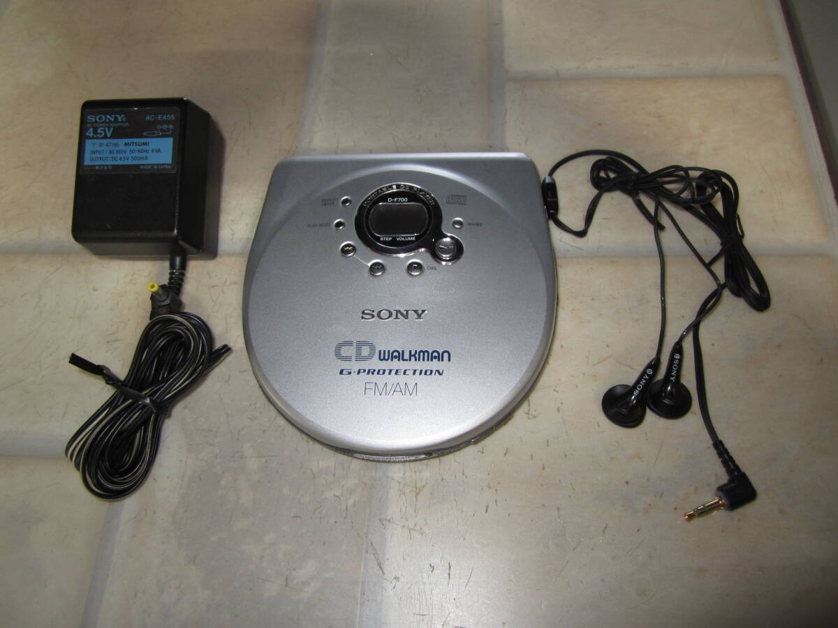 SONY CD WALKMAN FM/AM D-F700 AC ADAPTOR付 2電源 G-PROTECTIONの画像1