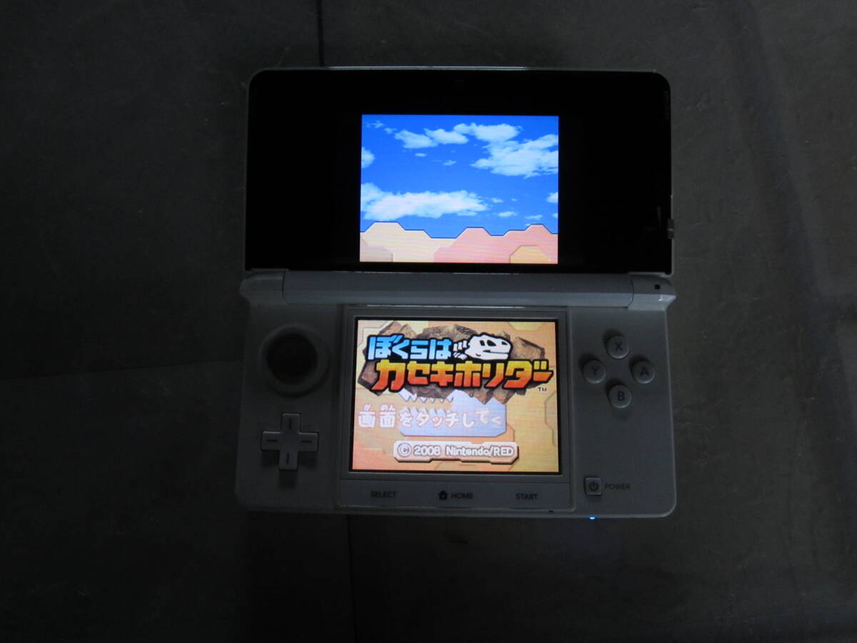 NINTENDO 3DS CTR-001(JPN) アイスホワイト ソフト3タイトル AC ADAPTER WAP-002(JPN) 2GB SD付 初期化済み_画像5