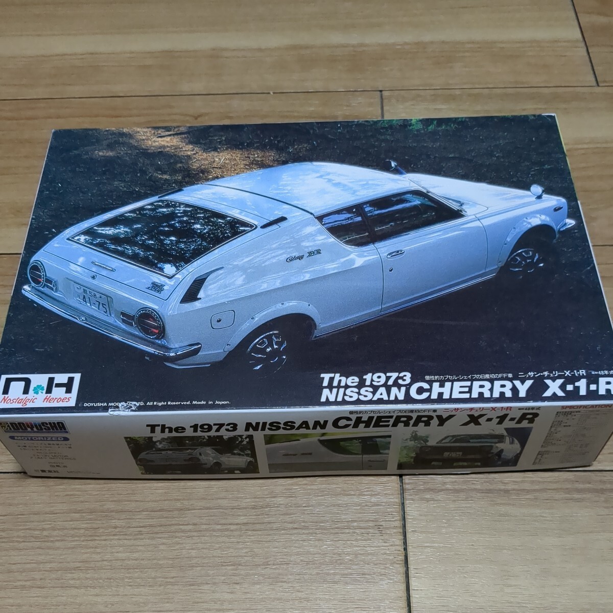 童友社 未組立 ‘1973 ニッサン チェリーＸ１−R 旧車 1/24_画像1