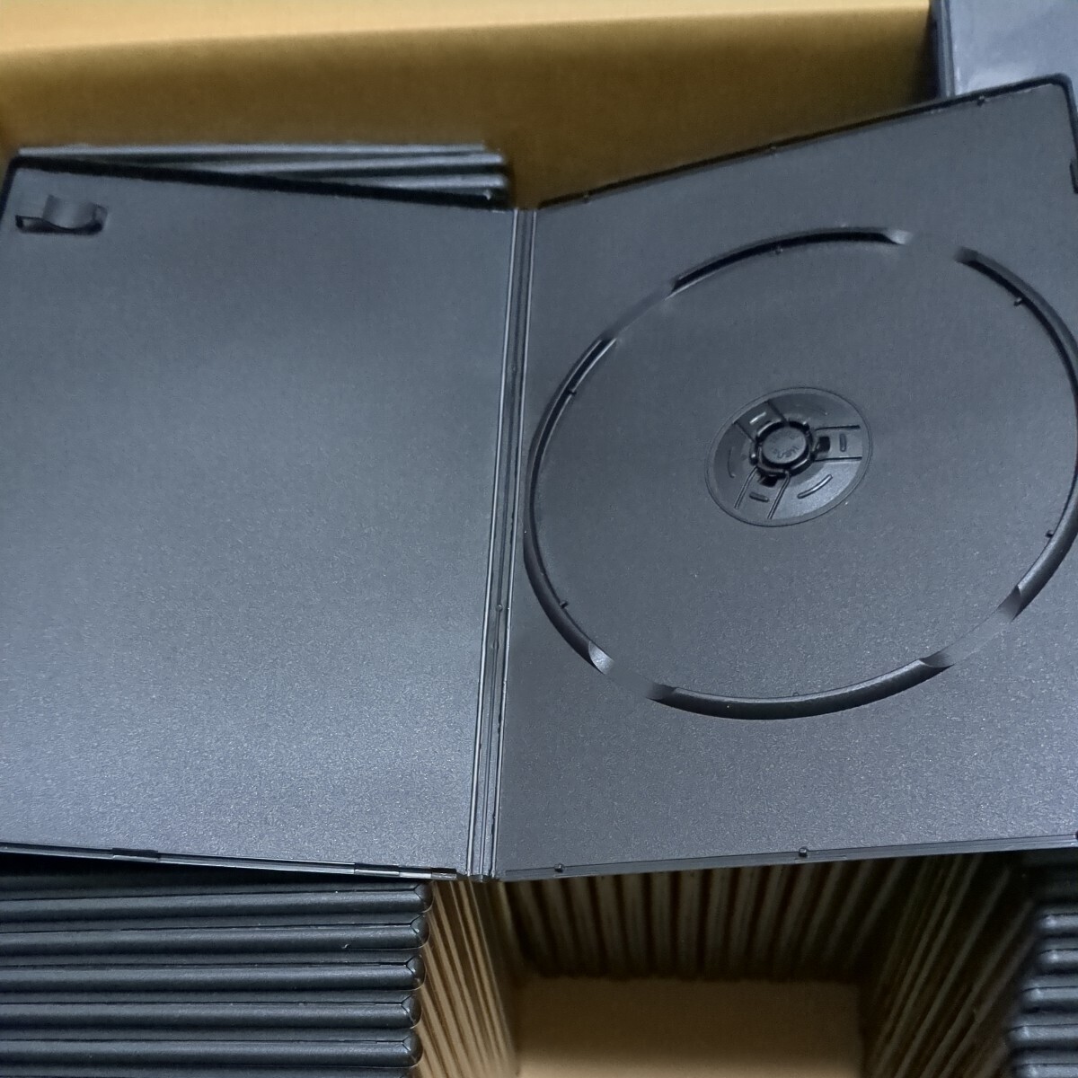 DVDスリムトールケース　中古品　７mm スリムタイプ 黒 空ケース 120セット　１枚収納(2枚収納が混じることも…)_画像3