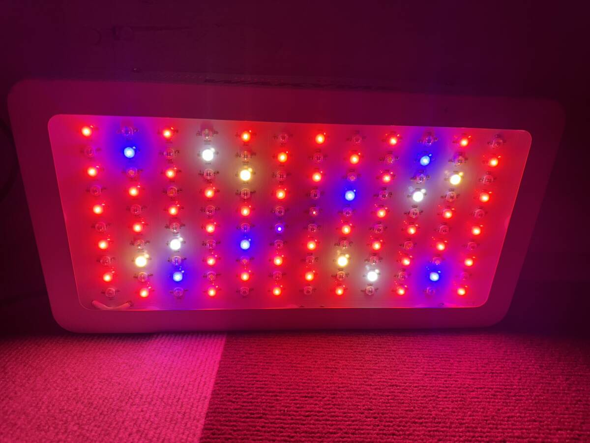 商品B アクアリウム　LED ライト　泰成商事　植物　屋内　ネイチャー　1200W フルスペクトル　WAKYME めだか　PSB 野菜　栽培　成長 水草_画像4