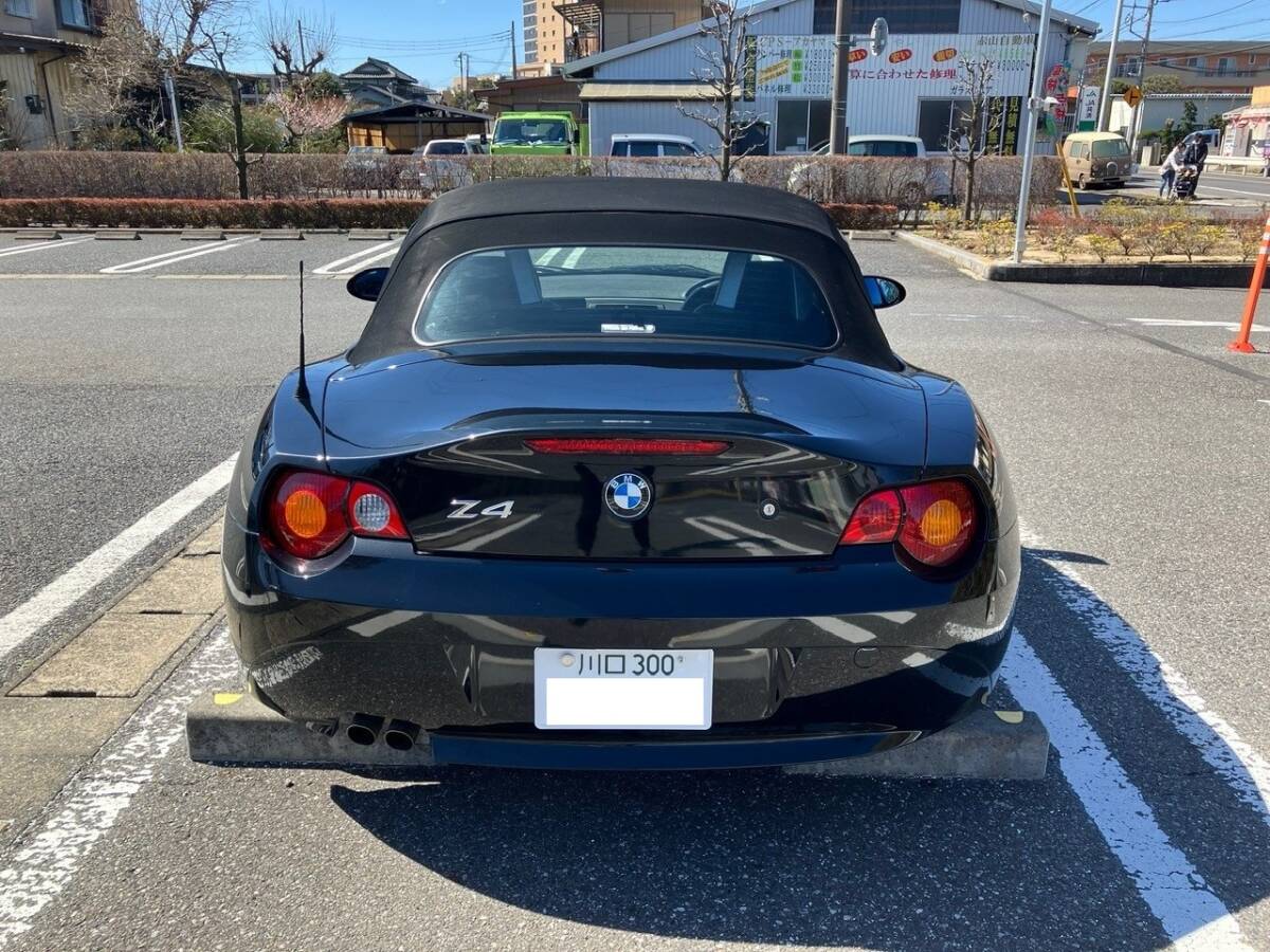 BMW Z4オープンカー 車検令和7年4月迄 黒本革シート シートヒーター 純正アルミ 社外ナビ ETCの画像3