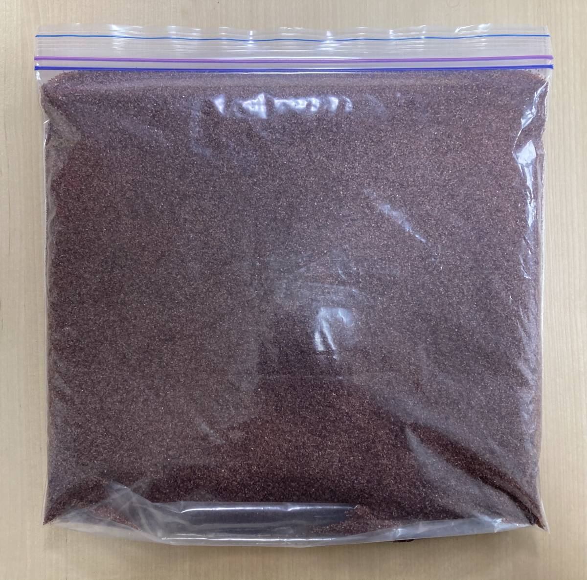  high class natural stone garnet Sand 3kg postage included 