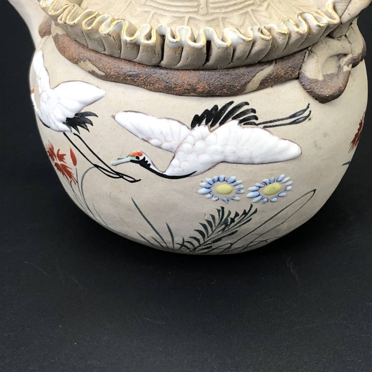  Banko . wistaria hand . flower crane writing small teapot . tea utensils .. earthenware teapot overglaze enamels . crane map tea utensils small teapot 