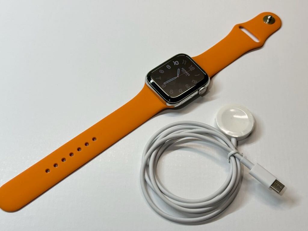 ☆即決 美品 Apple Watch series6 HERMES 44mm アップルウォッチ エルメス GPS+Cellular シルバーステンレス シリーズ6 526_画像2