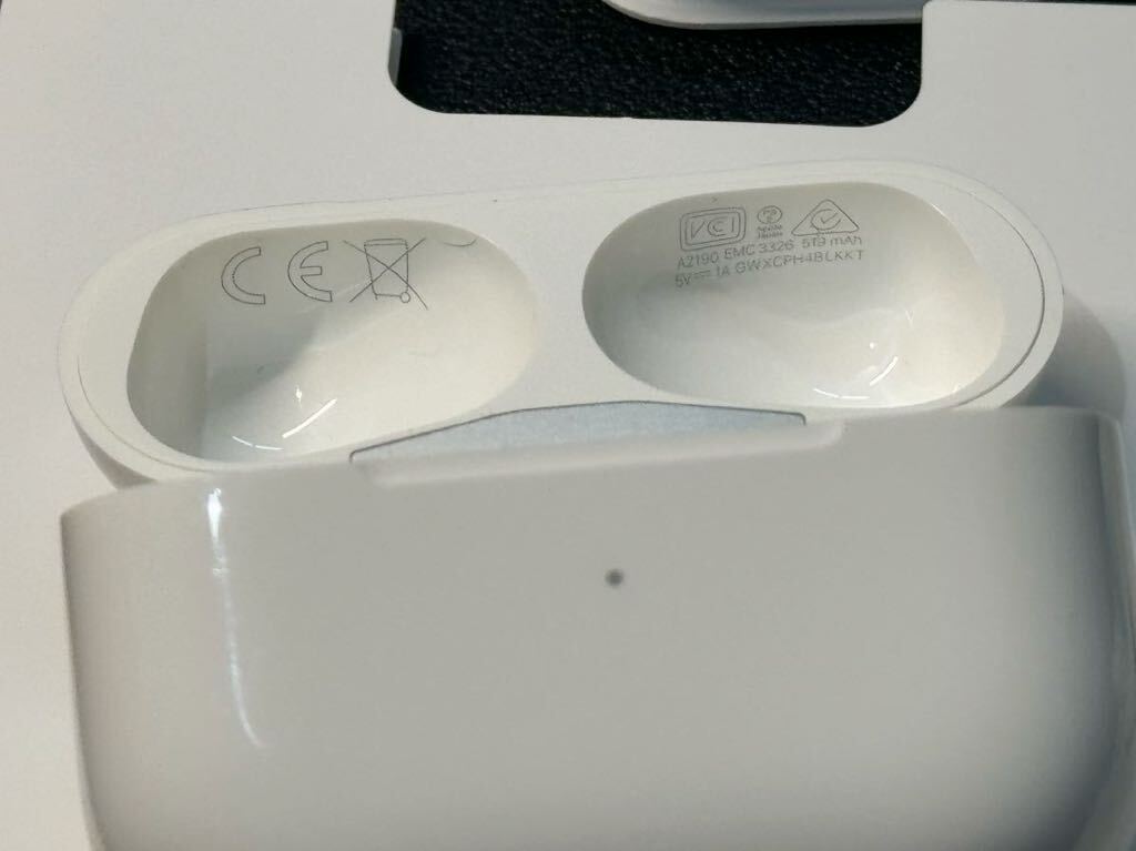 即決 美品 Apple AirPods Pro 第1世代 Bluetooth ワイヤレス イヤホン エアポッズ アップル 正規品 592の画像5