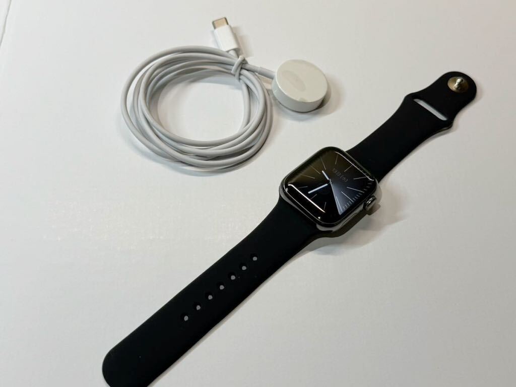 ☆即決 バッテリー99% 美品 Series8 Apple Watch 41mm グラファイトステンレス アップルウォッチ GPS+Cellularモデル シリーズ8 519の画像2