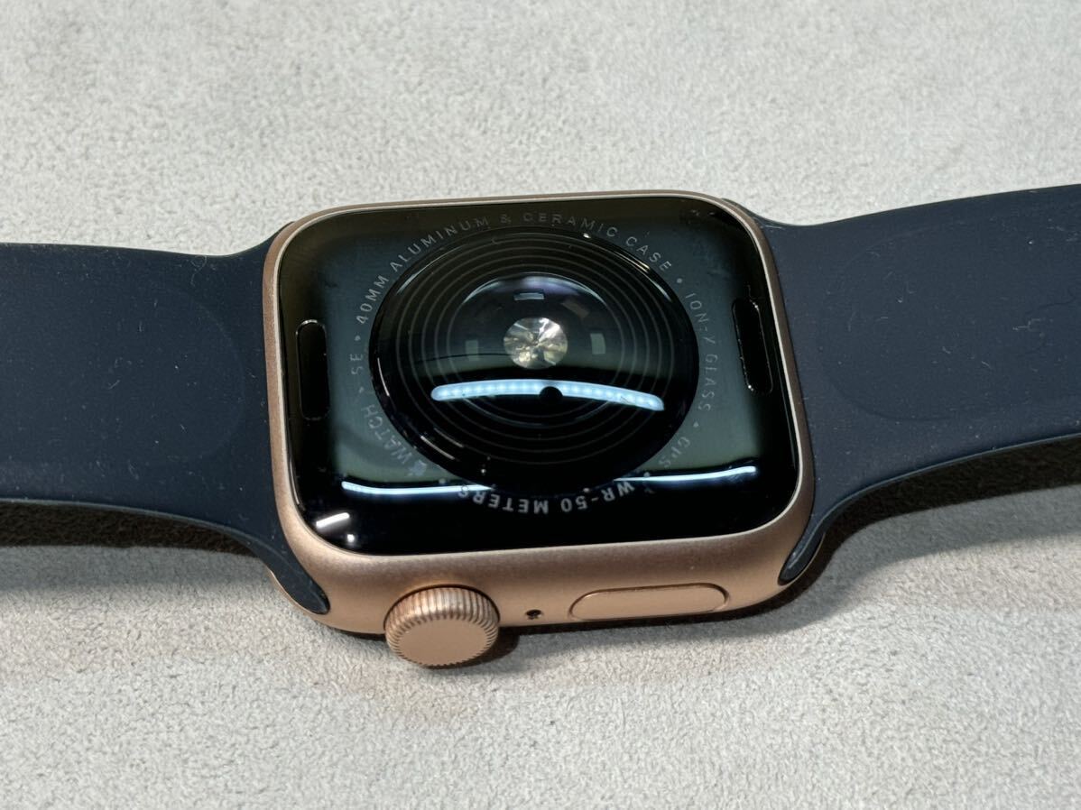 ☆即決 バッテリー良好 初めての方もオススメ Apple Watch SE 40mm ゴールドアルミニウム アップルウォッチ GPSモデル 587の画像7