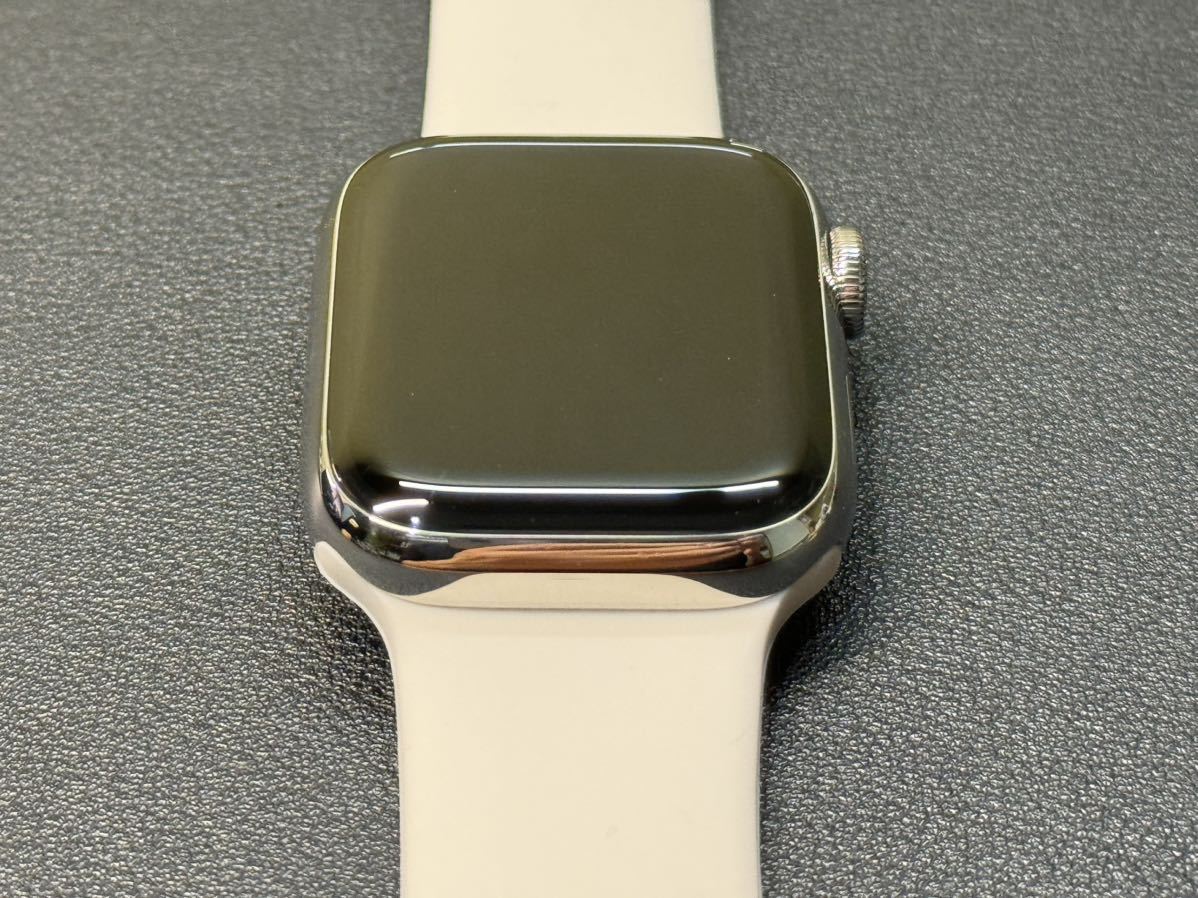 ☆即決 バッテリー99% 美品 Series8 Apple Watch 41mm シルバーステンレス アップルウォッチ GPS+Cellularモデル シリーズ8 271の画像2
