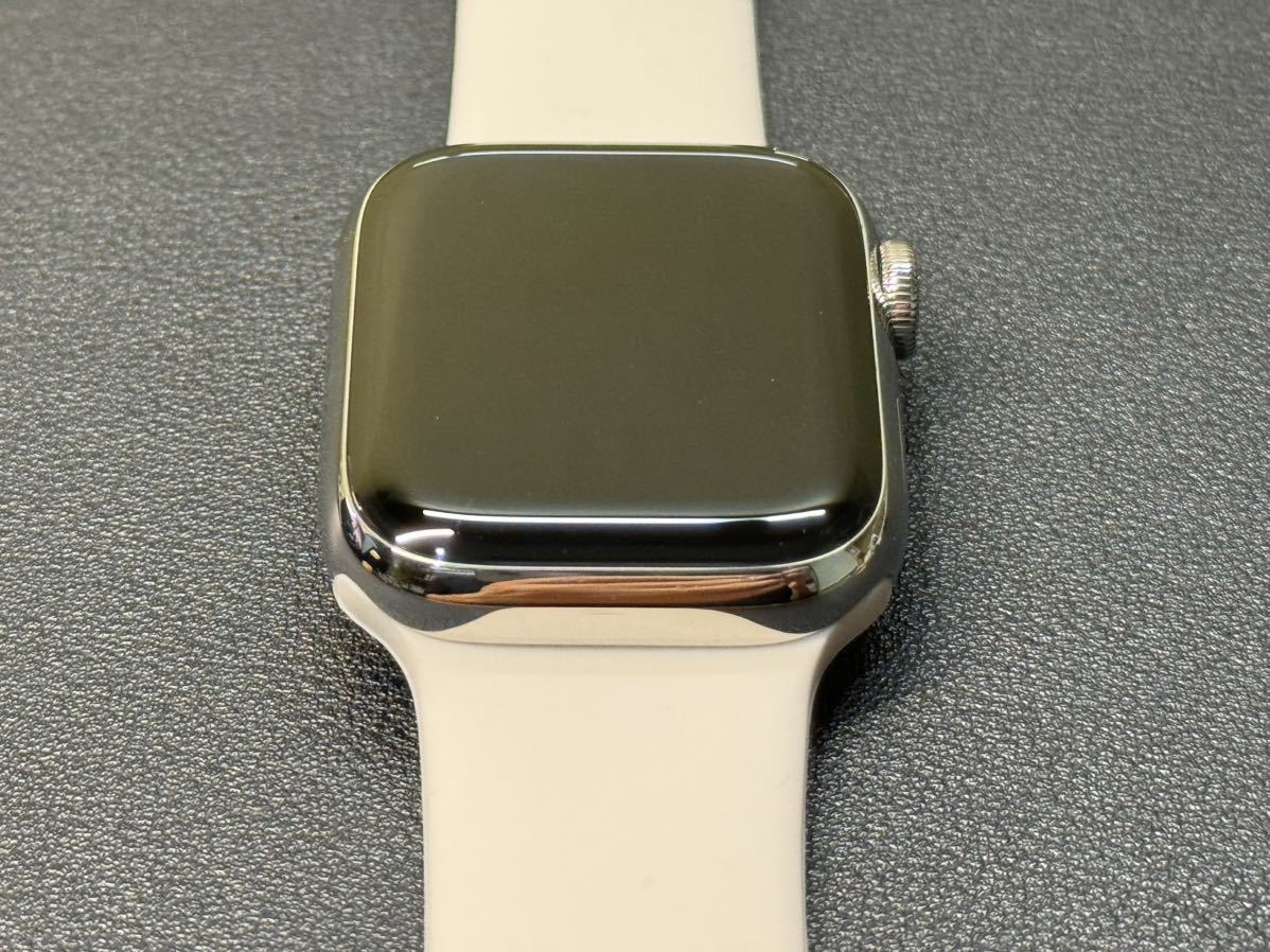 即決 バッテリー99% 美品 Series8 Apple Watch 41mm シルバー 即決 バッテリー99% 美品 Series8 Apple Watch 41mm シルバー