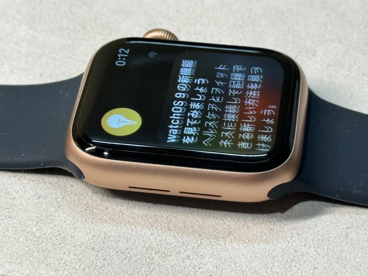 ☆即決 お試しにどうぞ Apple watch Series4 ゴールドアルミニウム GPS+Cellularモデル 40mm アップルウォッチ 584