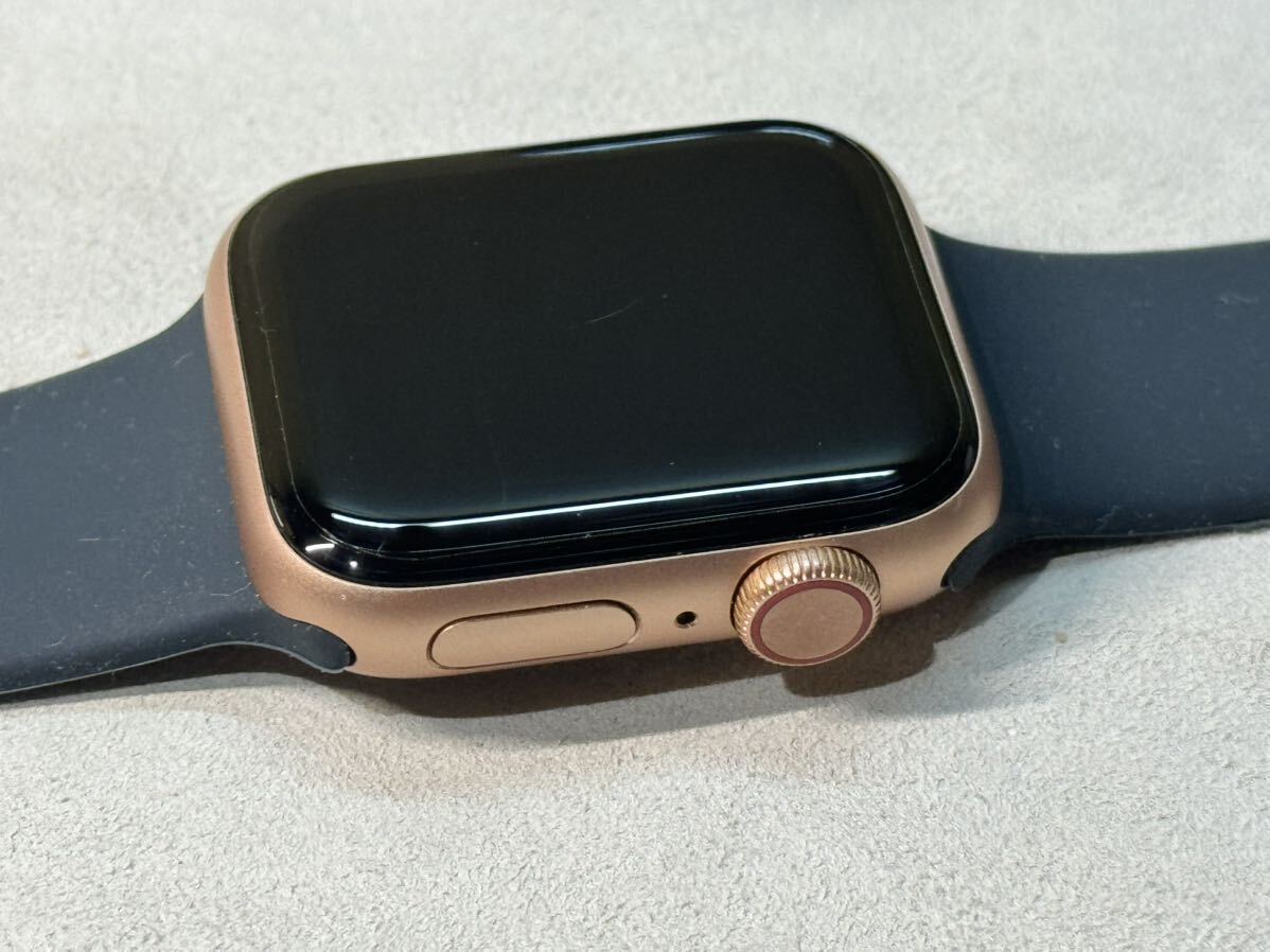 即決 お試しにどうぞ Apple watch Series4 ゴールドアルミニウム 即決 お試しにどうぞ Apple watch Series4 ゴールドアルミニウム