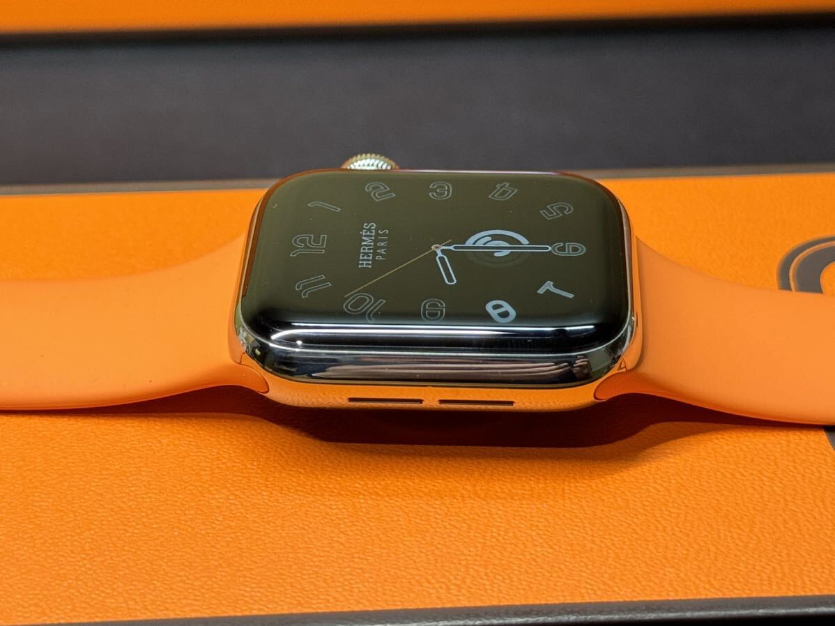 即決 純正オレンジバンド Apple watch エルメス シリーズ5 即決 純正オレンジバンド Apple watch エルメス シリーズ5