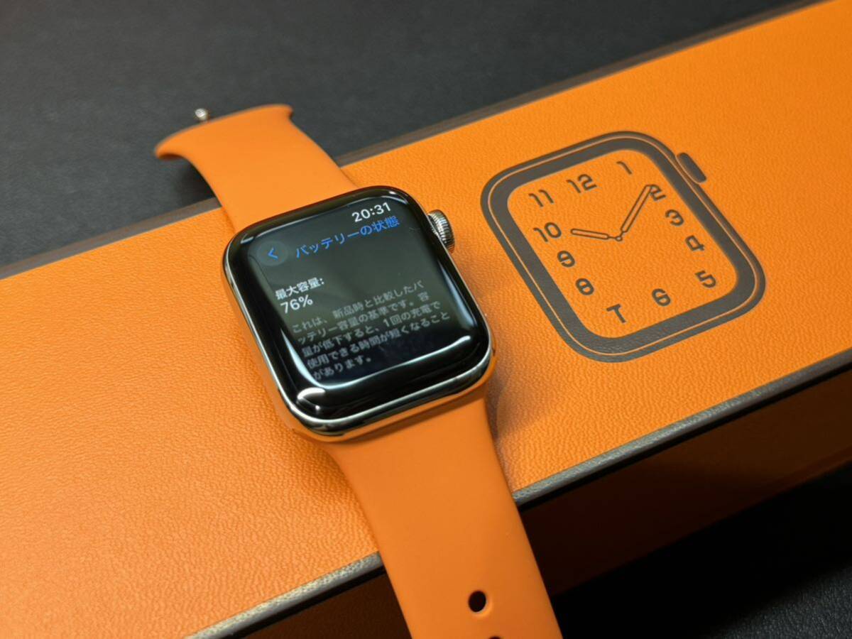 即決 純正オレンジバンド Apple watch エルメス シリーズ5 即決 純正オレンジバンド Apple watch エルメス シリーズ5