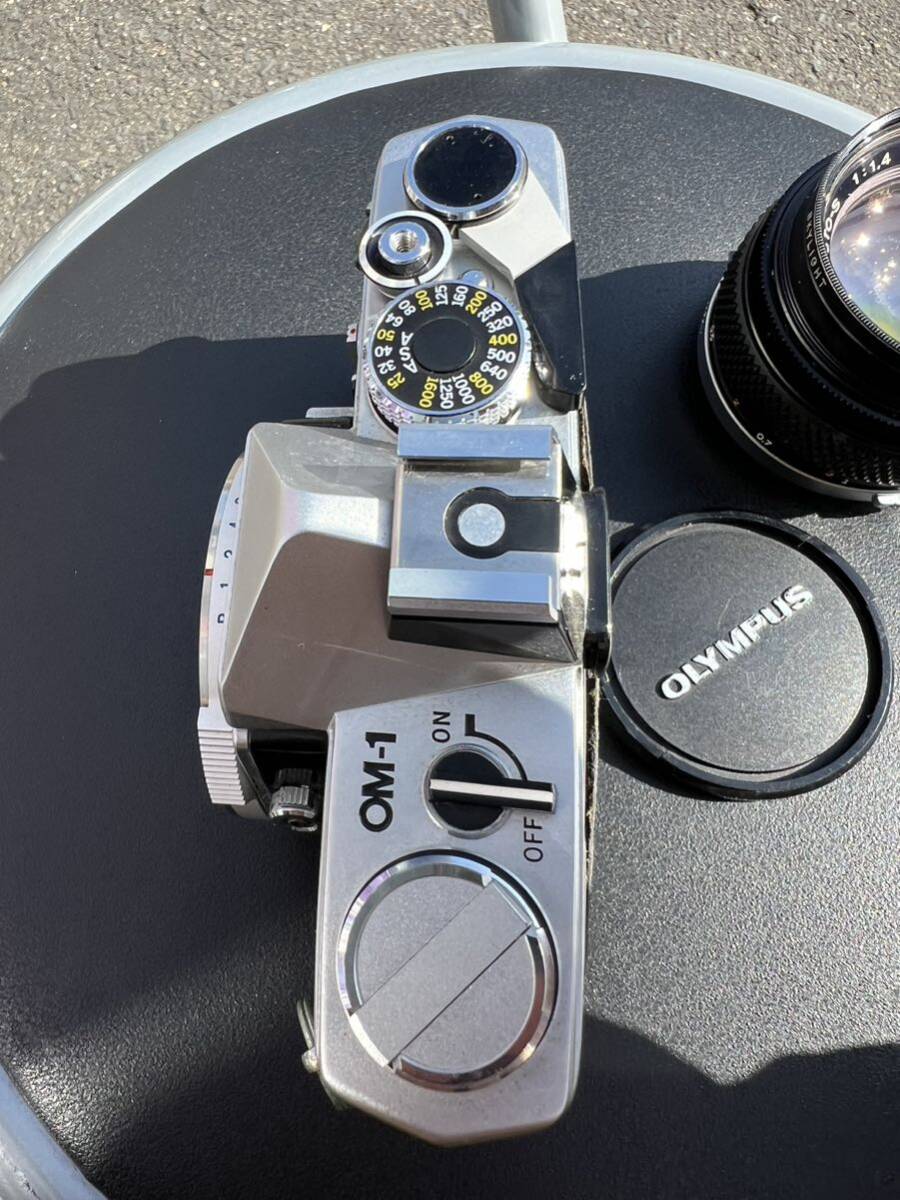 OLYMPUS OM-1本体 、OM-SYSTEM G.ZUIKO AUTO-S 1:3.4 f=50mm レンズセット中古品_画像5