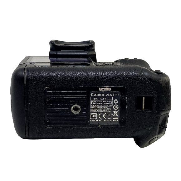 G7438【キヤノン】デジタル 一眼レフカメラ EOS-1D Mark III ボディ・キャノン ズームレンズ EF 35－70mm3.5~4.5・バッテリー他・動作品_画像4