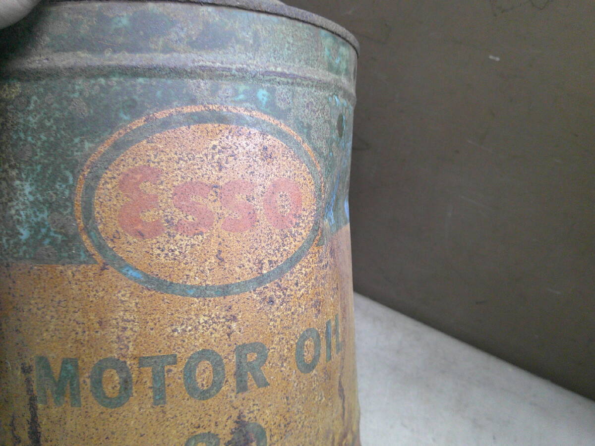 当時物！オイル缶 ESSO モーターオイル缶 エッソ ディスプレイ アンティーク ガレージ 昭和レトロ  旧車 オブジェ の画像5