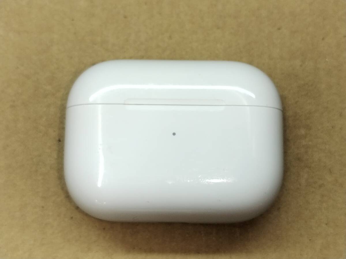 USED】 P-② Apple Airpods Pro アップル 純正 エアーポッズ プロ 第1