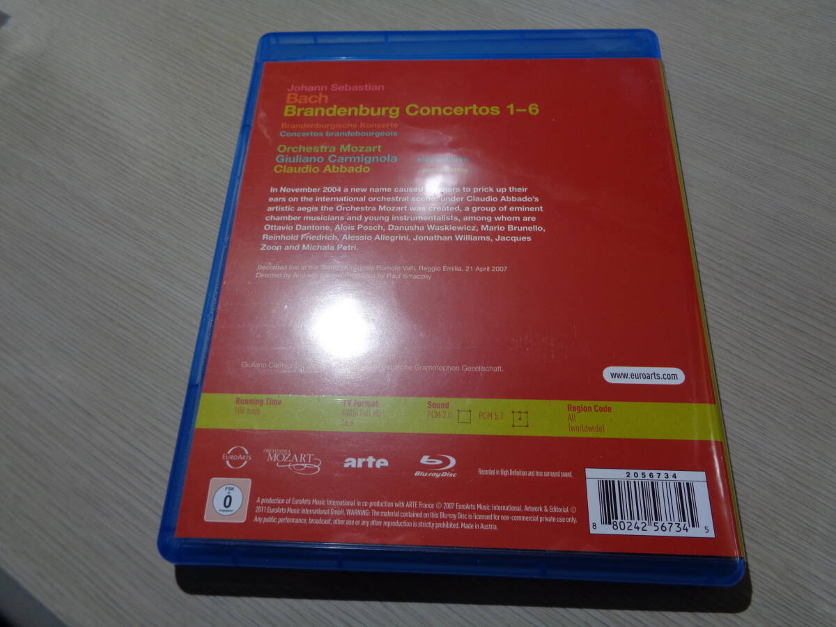 アバド,CLAUDIO ABBADO,ORCHESTRA MOZART,GIULIANO CARMIGNOLA 21.4.2007/BACH:BRANDENBURG CONCERTOS 1-6(EURO ARTS:2056734 Blu-ray DISCの画像3