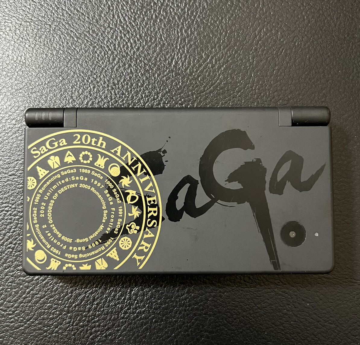  человек Nintendo DSi SaGa SAGA 20th корпус только рабочее состояние подтверждено * SAGA 20 anniversary commemoration ограниченная модель 