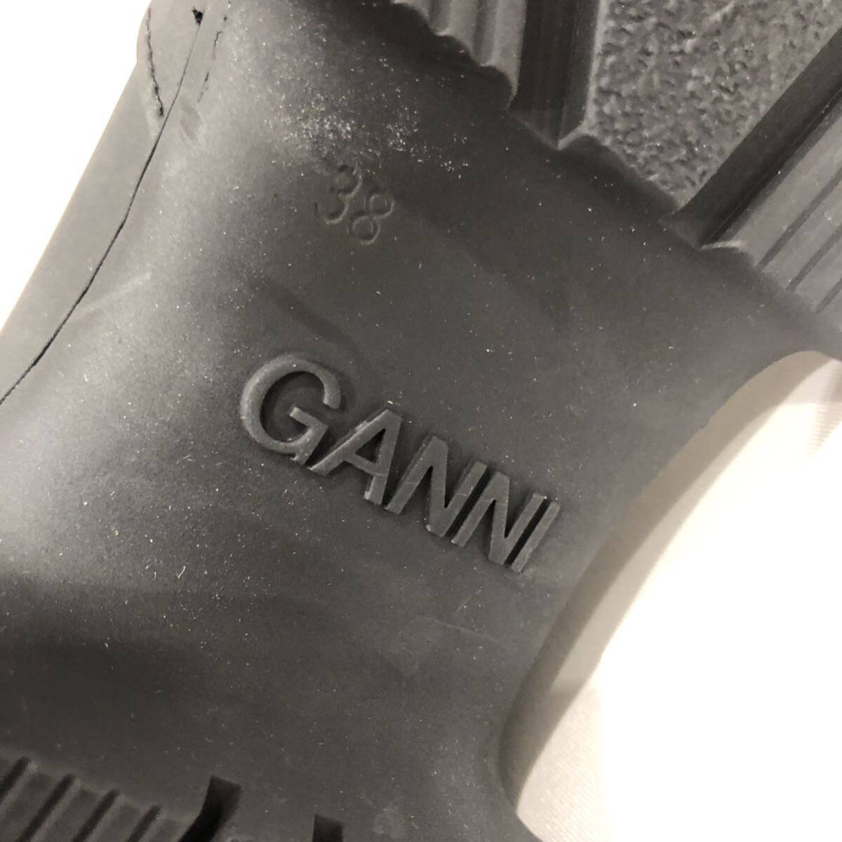 [GANNI]ga колено Recycled Rubber Countri Boot 22241569901 сапоги женский 38 черный одноцветный ts202403